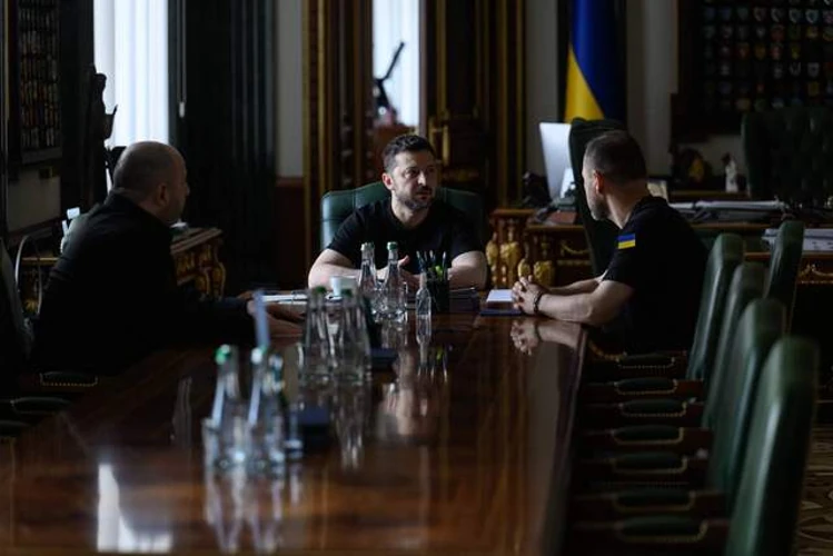 Зеленський окреслив ключові напрями роботи РНБО і назвав дати указів