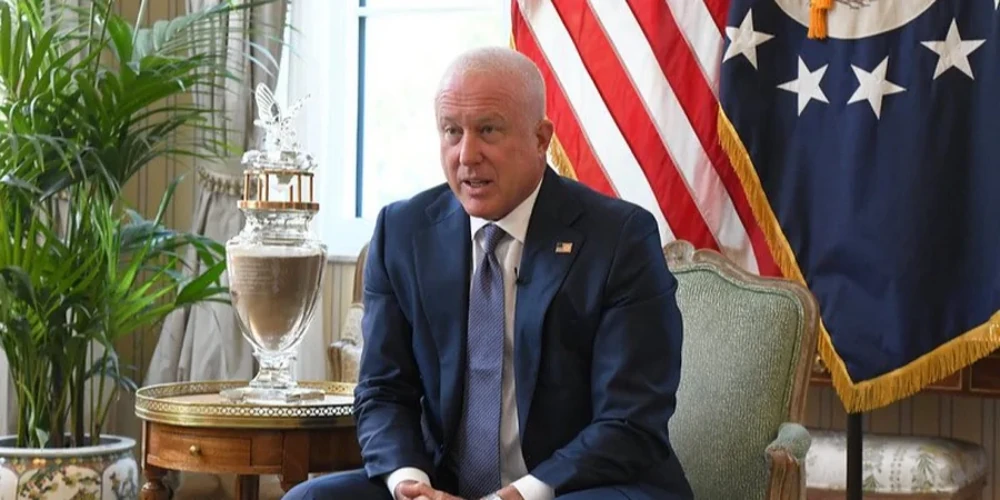Хронологія скандалу з послом США Вайтом через ШІ-допис у Бельгії