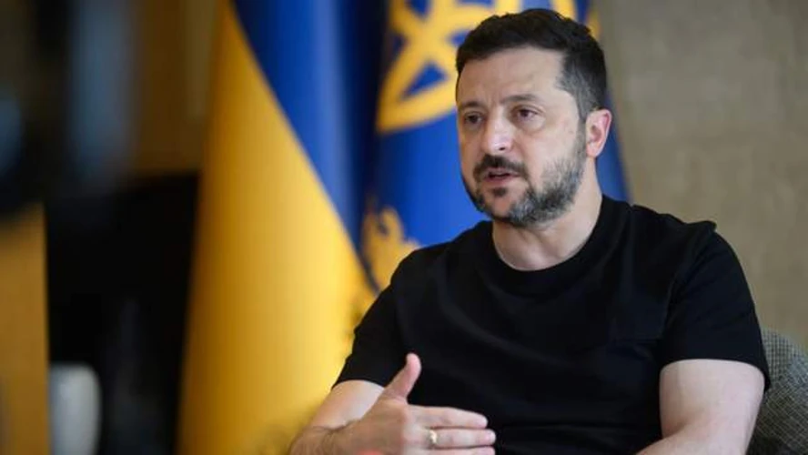 Володимир Зеленський під час відеозвернення (фото з телеграму Володимира Зеленського / ОП)