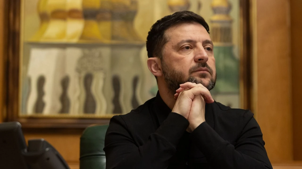Президент Володимир Зеленський під час урочистої державно-церковної церемонії з нагоди 975-річчя Києво-Печерської лаври в