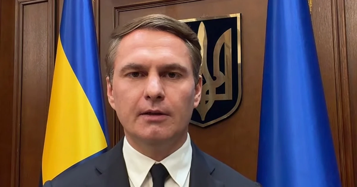 Хто фігурує в дубайському реєстрі поруч із родиною ексгенпрокурора Кравченка